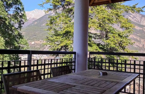 Jausiers Apartment | Residence Chateau Des Magnans Bat A - 3 Rooms for 6 People