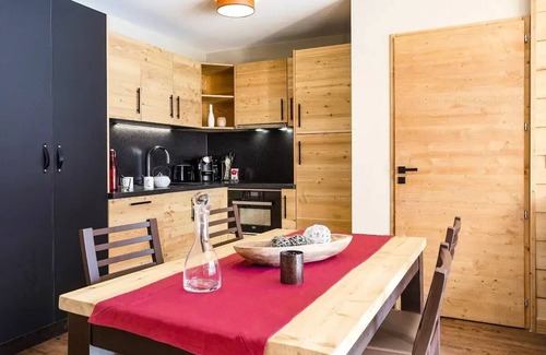 Les Boisses Apartment | Residence Club MMV L'Altaviva* - 3 rooms for 6 people Comfort +