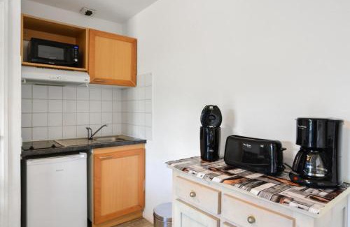 Carnoux-en-Provence Apartment | Residence Debussy - maeva Home - Appartement 2 Pièces 4 Personnes - Budget MAE-9037
