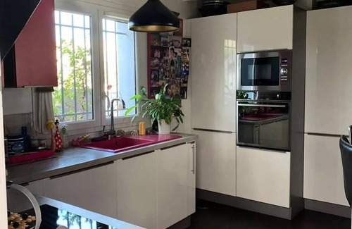 Six-Fours-les-Plages Apartment | Residence Pins Parasol - Beautiful detached house with private pool and close to the sea