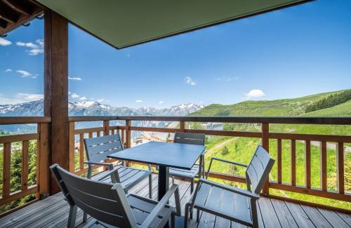 Cognet Apartment | Residence Hameau de Clotaire Alpe d'Huez - by EMERALD STAY