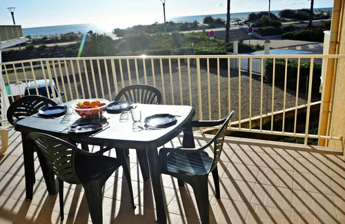 Marseillan Plage Apartment | Residence Le Squale (res.) - Beautiful apartment sea view 2 steps from the beach
