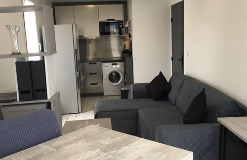 Saint-Cyprien Plage Apartment | Residence Les Frégates