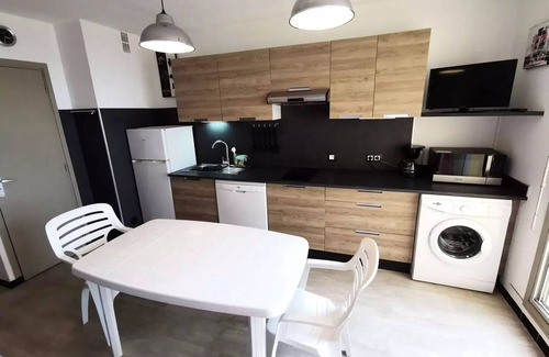 Port Leucate Apartment | Residence Les Nefs Des Sables - APPT T2 CAB OR MEZZ 6 sleeping accommodations PORT LEUCATE. Ref: 2NEF 33K3