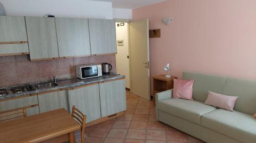 Chiesa in Valmalenco Apartment | Residence Milcar