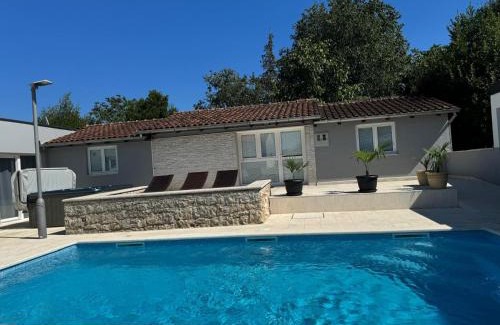 Valdebek Villa | Residence Monte Magno