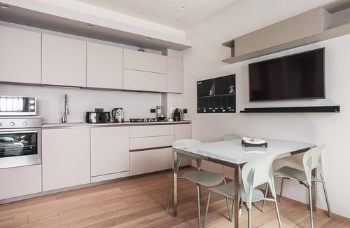 Historic Center Apartment | RESIDENCE RIZZOLI - SUPERIOR SUITE