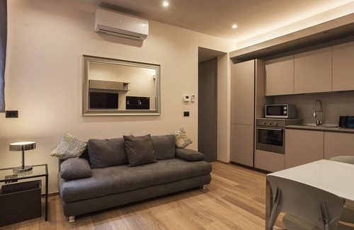 Historic Center Apartment | RESIDENCE RIZZOLI - SUPERIOR SUITE