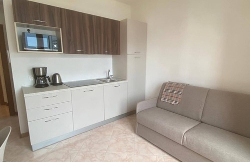 Limone sul Garda Apartment | Residence Villa Gianna Three-room apartment with lake view for 3 people