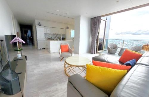 Yan Nawa Apartment | Residences Four Season Sleeps 4 Super Luxury