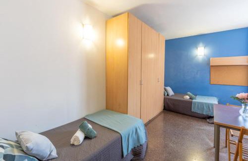 El Parc i la Llacuna del Poblenou Other | Residencia Universitaria Resa La Ciutadella