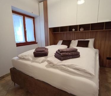 Tirano House | Residenza dentro le mura