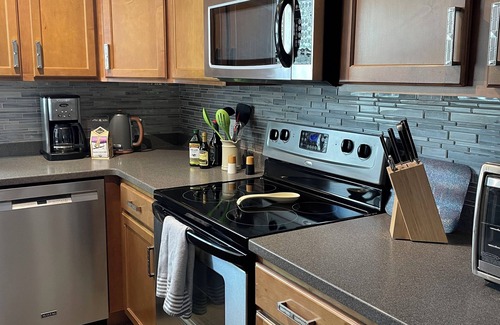 Tucson Condo | Resort amenities for outdoor adventures, relaxing, The Greens at Ventana Canyon