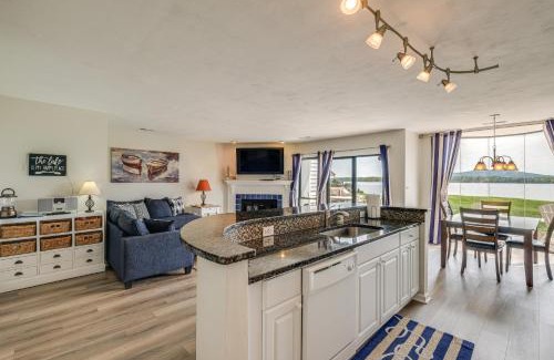 North Shore Apartment | Resort Condo on Smith Mtn Lake Linens Included!