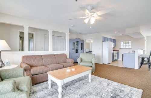 Kimberling City Apartment | Resort Hot Tub Access! Table Rock Lake Condo