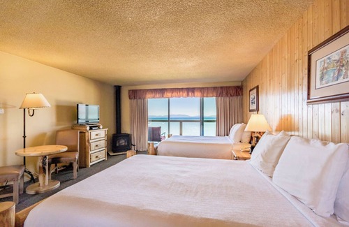 South Lake Tahoe Hotel | Resort Retreat with a Private Beach: Lodge Rooms,