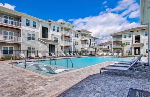 Orange Park Apartment | Resort style apt w/saltwater pool - Conveniently located