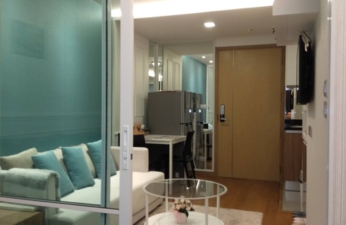 Khlong Toei Nuea Apartment | Resort Style Condo @Heart of Bangkok- Quiet location- Fast Wifi -24 Hour Checkin