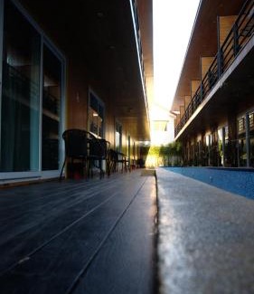 Din Daeng Hotel | Resort V - MRT Huai Khwang