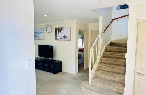 Greenlane - Ellerslie House | Rest in Auckland City, Sylvia Park New Zealand
