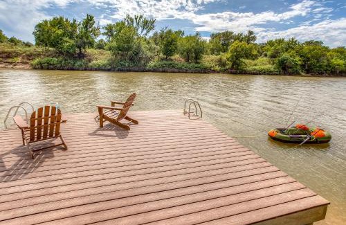 Mineral Wells Cabin | Rest Yourself River Ranch