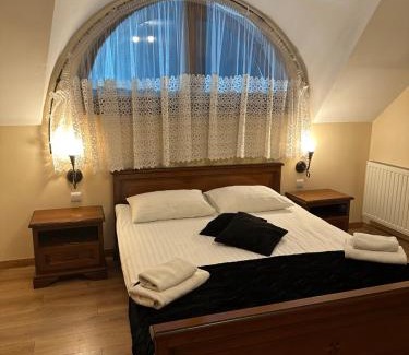 Myslenice Hotel | Restauracja i Hotel Oberża Wilczy Głód