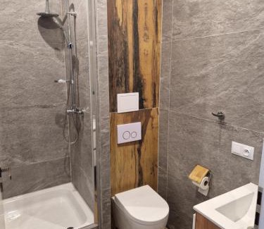 Kobior Bed & Breakfast | Restauracja i Noclegi Pod Sikorką