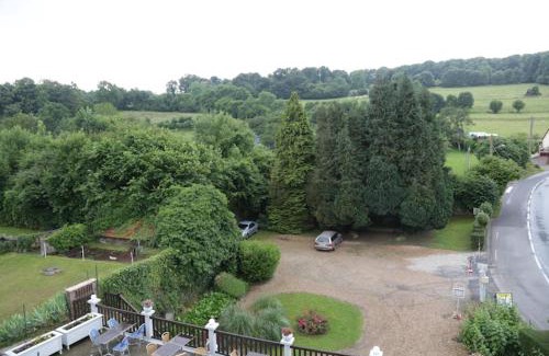 Fatouville-Grestain Bed & Breakfast | Restaurant & Chambres d'Hôtes L'Eau Vive