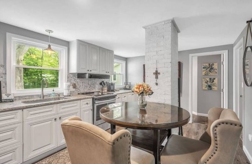 Willoughby House | Retreat at DTW