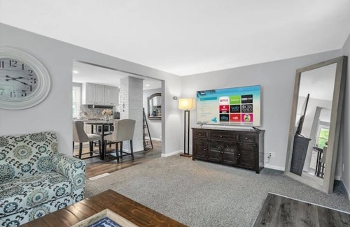 Willoughby House | Retreat at DTW