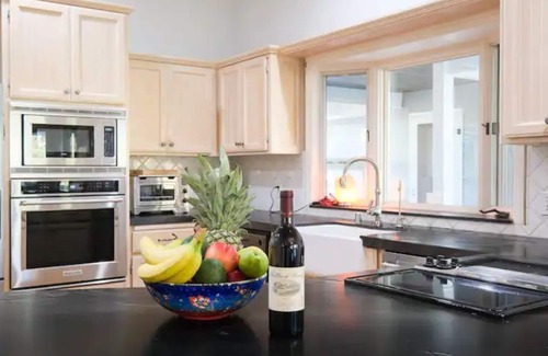 Fallbrook House | Retreat Like Experience in The Hills of Fallbrook!