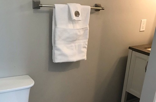 Mobile Apartment | Retreat to the last battleground of the American Civil War!