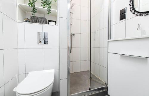 Wilda Apartment | Retro Retreat Apartment Poznań by Rentujemy