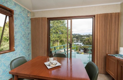 Kerikeri House | Retro River Retreat - Kerikeri Holiday Home