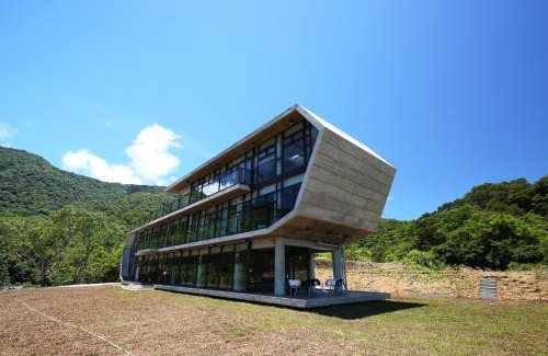 Shoufeng Bed & Breakfast | Revika B&B