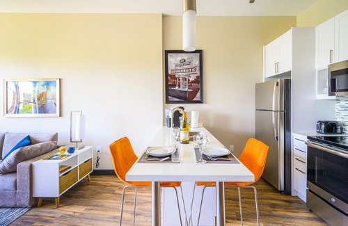Southwest Raleigh Apartment | Revisn Executive Downtown Raleigh Apartment
