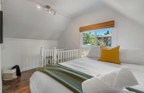 Drumheller House | Rex Retreat Family