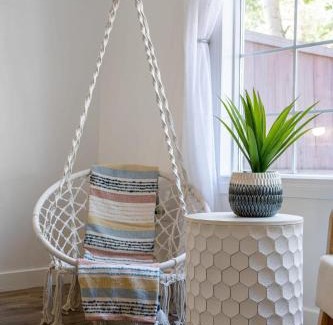 Drumheller House | Rex Retreat Family