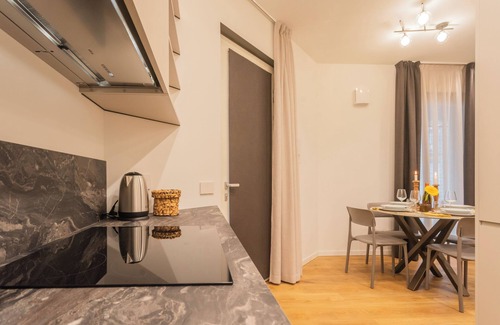 Como Apartment | Rezia Apartments by Rent all Como