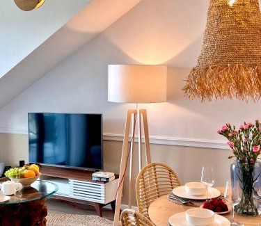 Niechorze Apartment | Rezydencja Niechorze MORSKIE WIDOKI 313 z Basenem i SPA - 5D Apartments