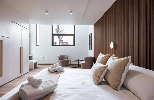 Olbia City Centre House | RH Lifestyle Rooms & Suites