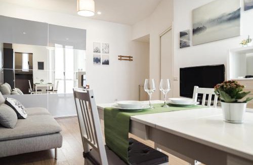 Certosa Apartment | Rho Fiera-San Siro - Modern with WiFi-AC & Netflix