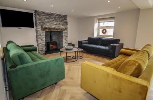 Cwmtirmynach House | Rhos Las