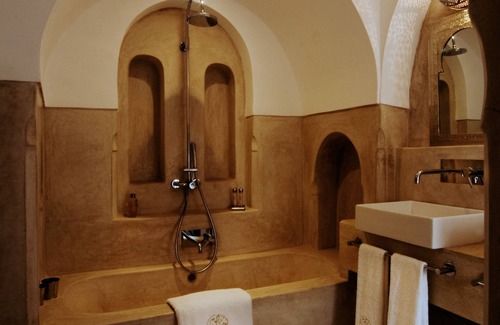 Sidi Bou Amar House | Riad Adore