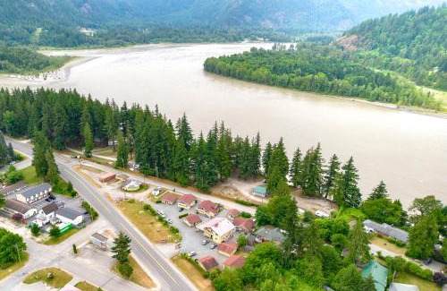 Hope Hotel | Richca Chalets Resort