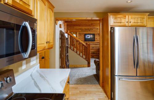 Waupaca House | Richmond Waupaca Cabin by Simple Life Rentals