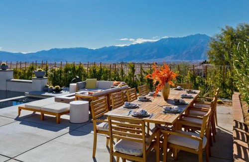 Desert Hot Springs House | Ridge Overlook | Stunning Mountain Views