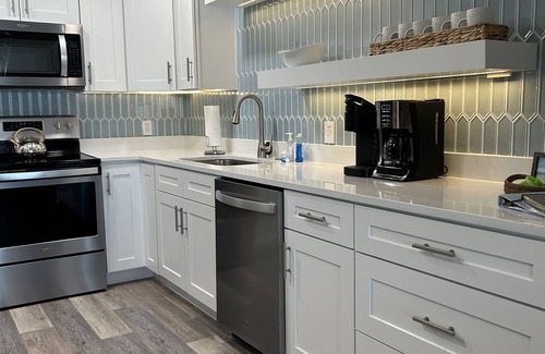 Crystal Beach Condo | Right on Crystal Beach! Complimentary Beach Service with Chairs & Umbrella!