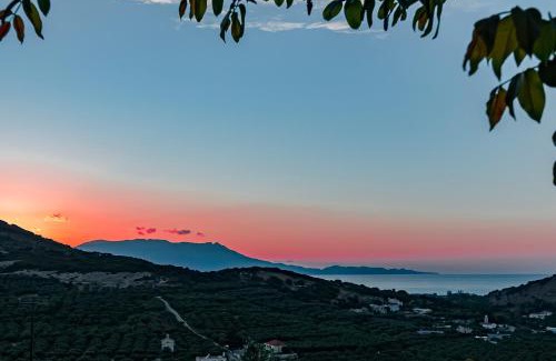 Kotsiana Apartment | Rikanthos Stone Sea View Apartment Ι