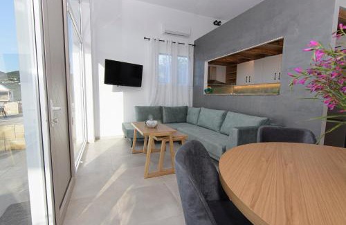 Kotsiana Apartment | Rikanthos Stone Sea View Apartment Ι